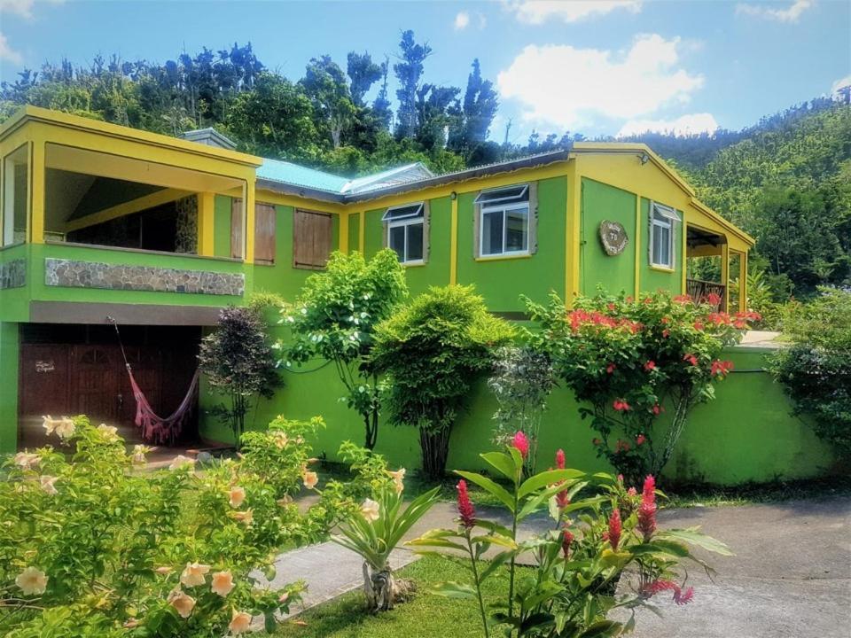 מאריגוט Serenity Lodges Dominica מראה חיצוני תמונה