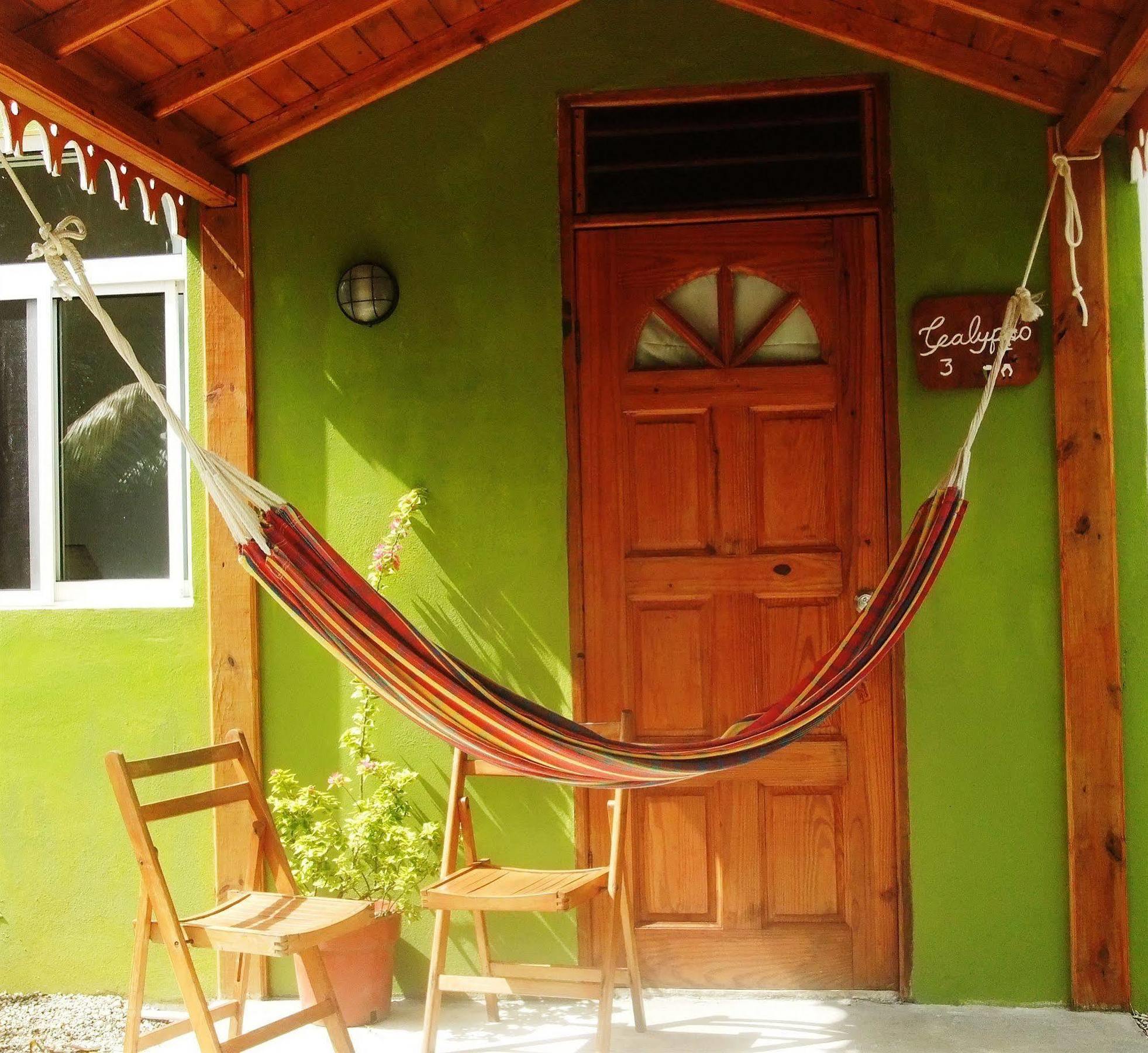 מאריגוט Serenity Lodges Dominica מראה חיצוני תמונה