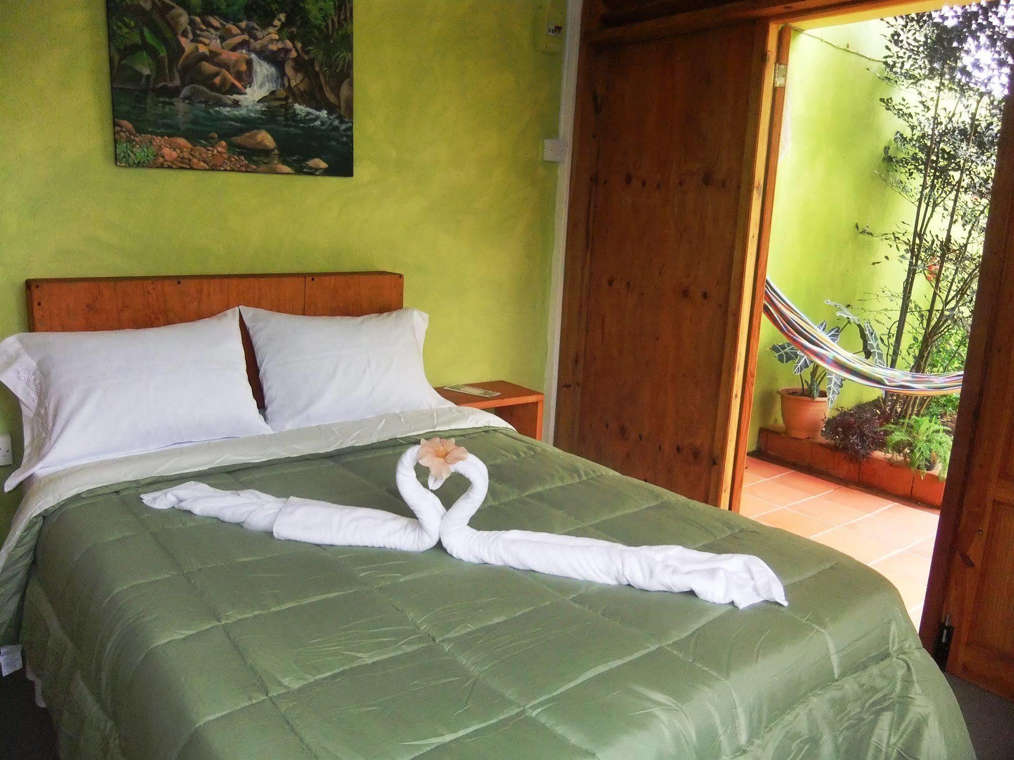 מאריגוט Serenity Lodges Dominica מראה חיצוני תמונה