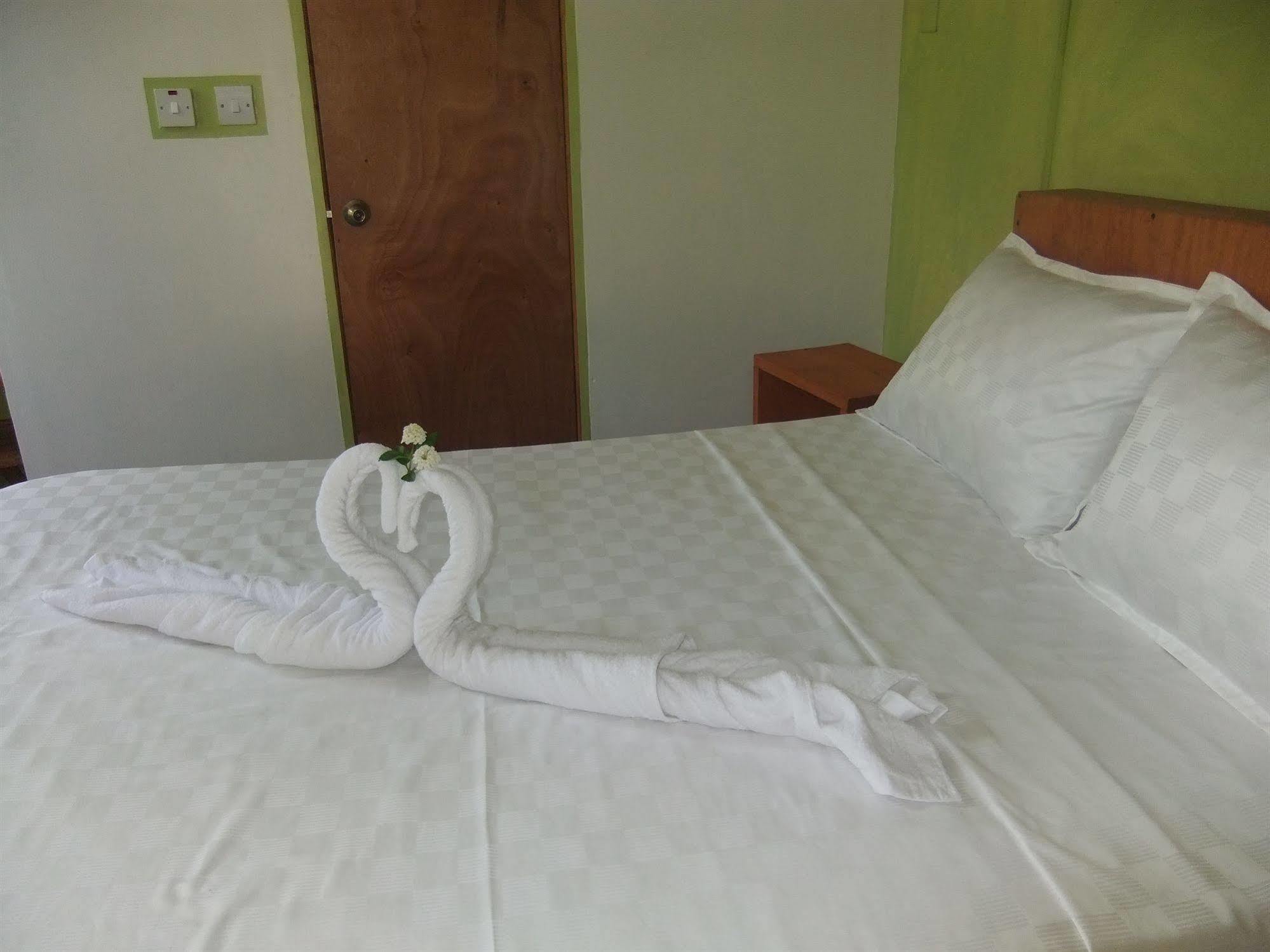 מאריגוט Serenity Lodges Dominica מראה חיצוני תמונה